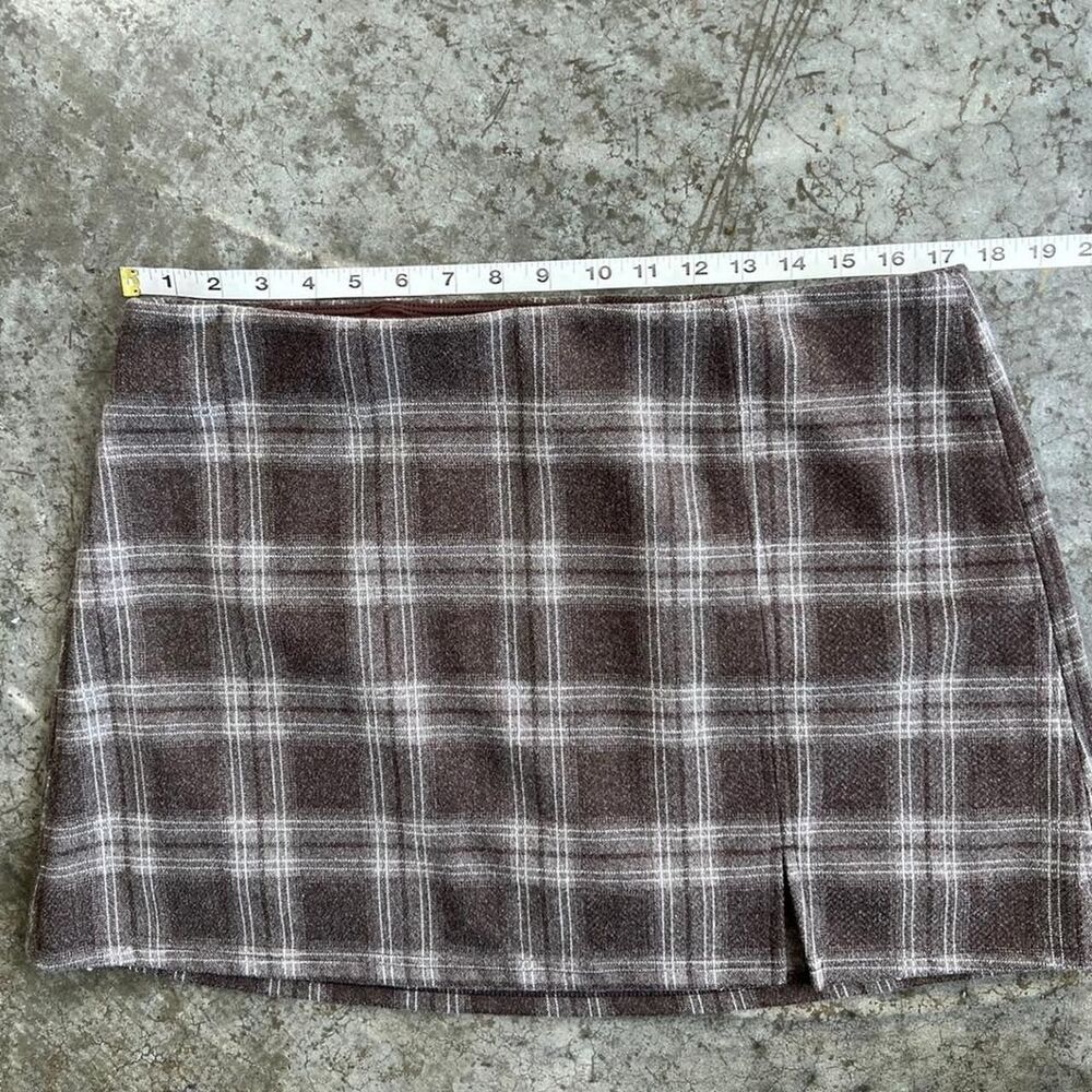 SO Plaid Mini Skort Brown Neutral Tartan Print XL Retro Slit Detail Comfortable - Picture 8 of 8